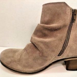 Seychelles Sand Beige Suede Low Heel Ankle boots